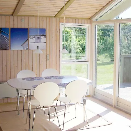Three-bedroom Holiday In Pandrup 4 Holiday home